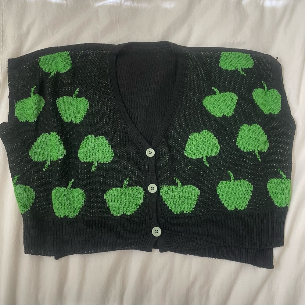 SHEIN Black and Green Apple Pattern Sleeveless Knit Vest